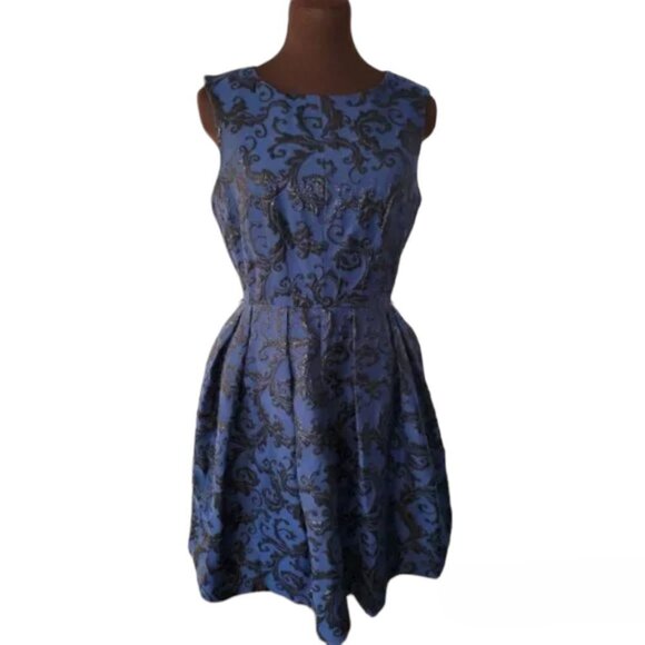 Taylor Skater Blue and Black Shiny Formal Dress Size 6 - Picture 1 of 6